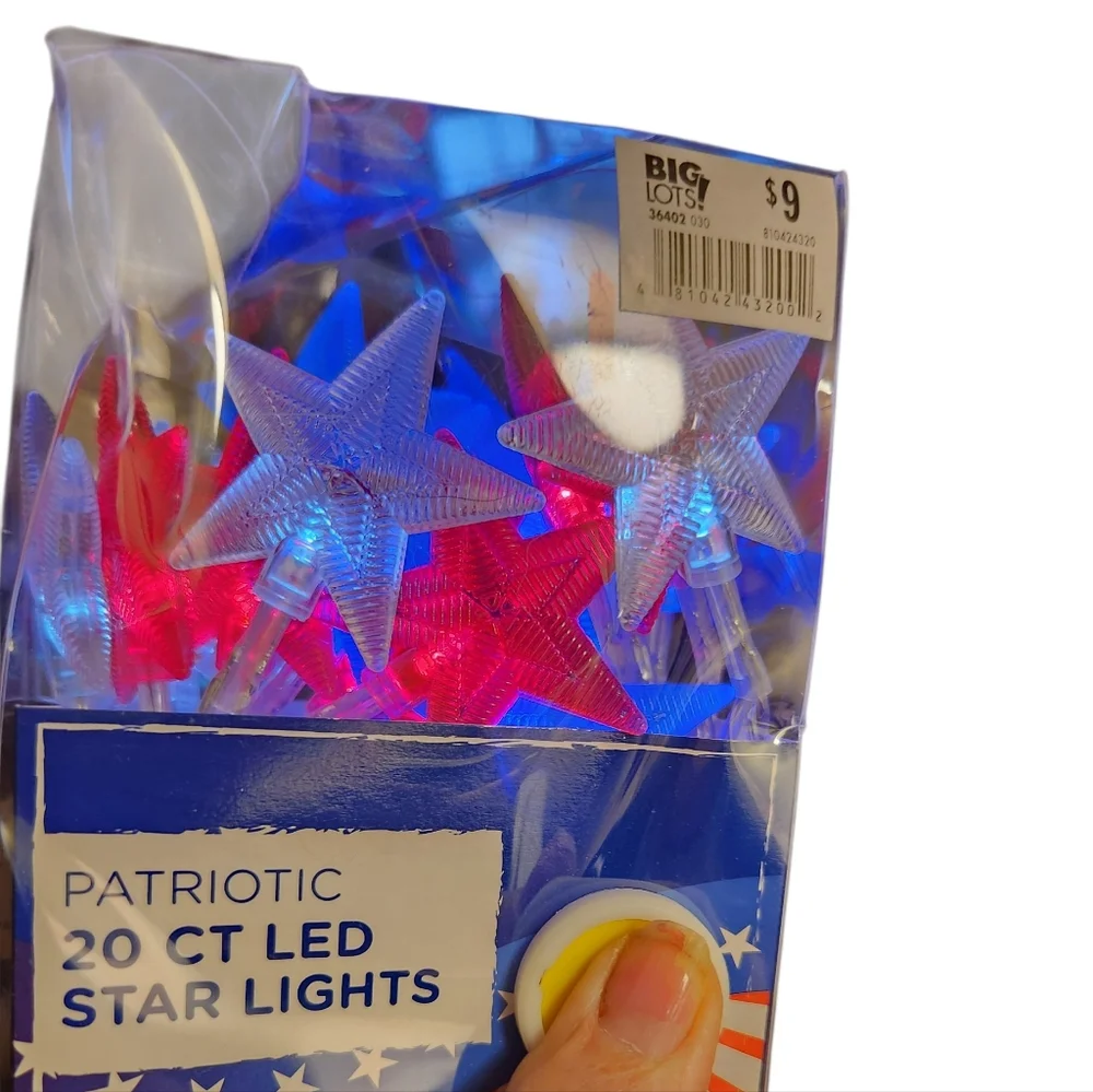 Patriotic 20 CT LED Star Lights... Uses Battery...